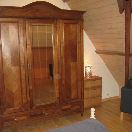 Familiensuite, zwei Zimmer, Mitbenutzung von Küche und Bad Rott Exterior foto