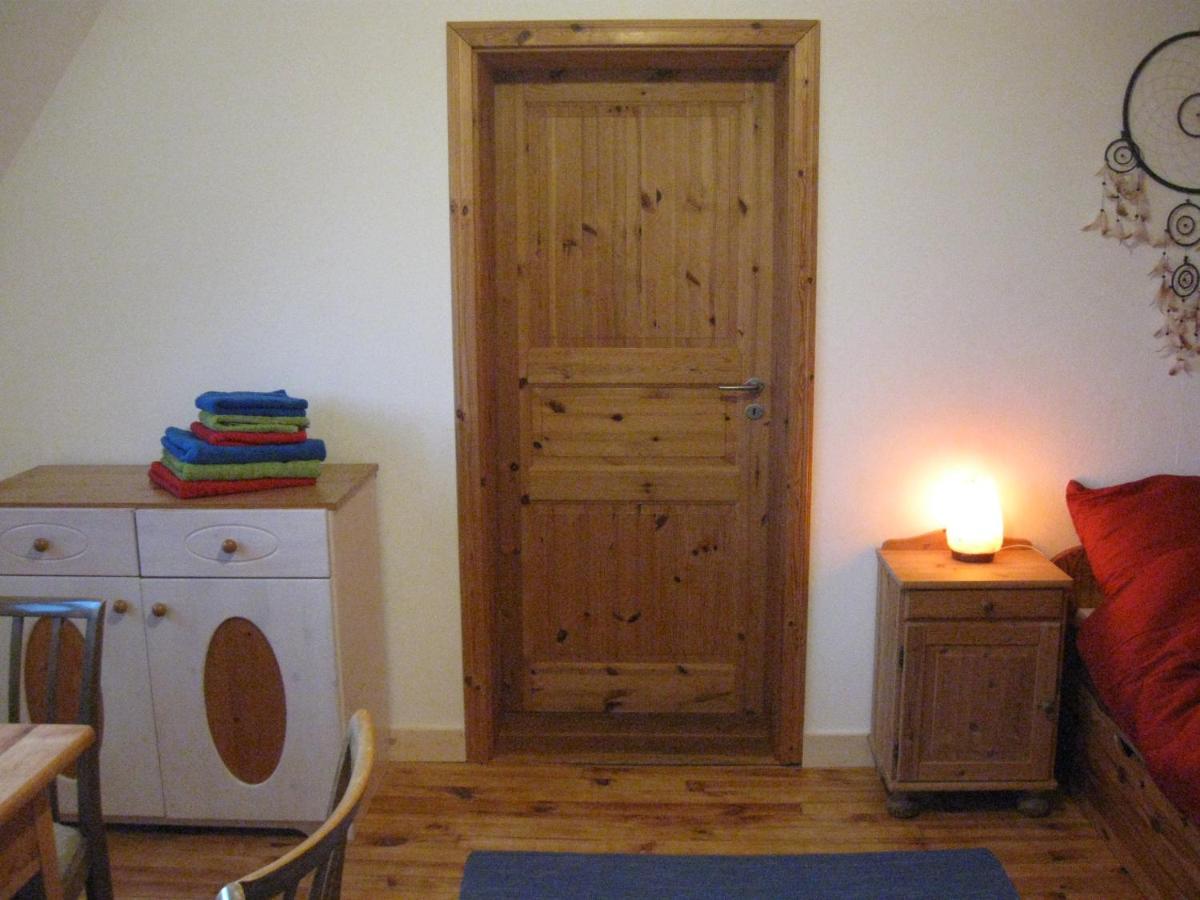 Familiensuite, zwei Zimmer, Mitbenutzung von Küche und Bad Rott Exterior foto